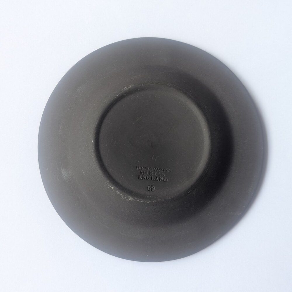 Wedgwood Two Different Jasperwood Ashtrays Black Green White Horse Light Wear - Picture 4 of 10